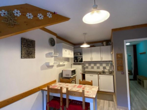 Appartement 3 pièces 6 personnes, accès direct pistes, proche télécabine et commerces - FR-1-265-198 Modane